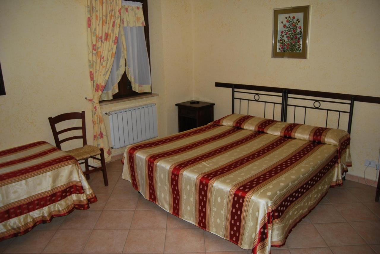 Agriturismo Torre Cristina Aprilia Habitación foto